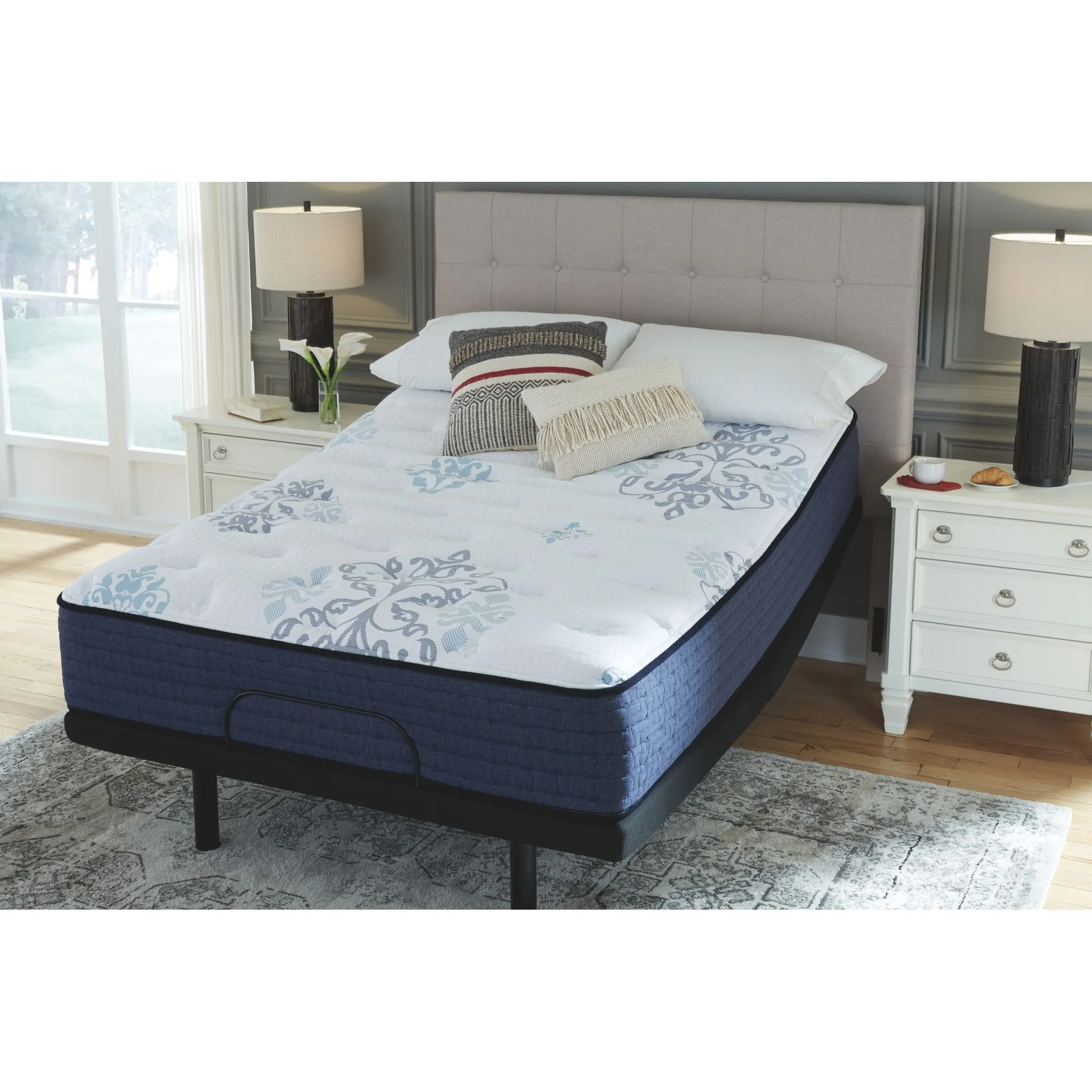 Ashley Sleep Bonita Springs Innerspring 15.5 inch Mattress In A Box